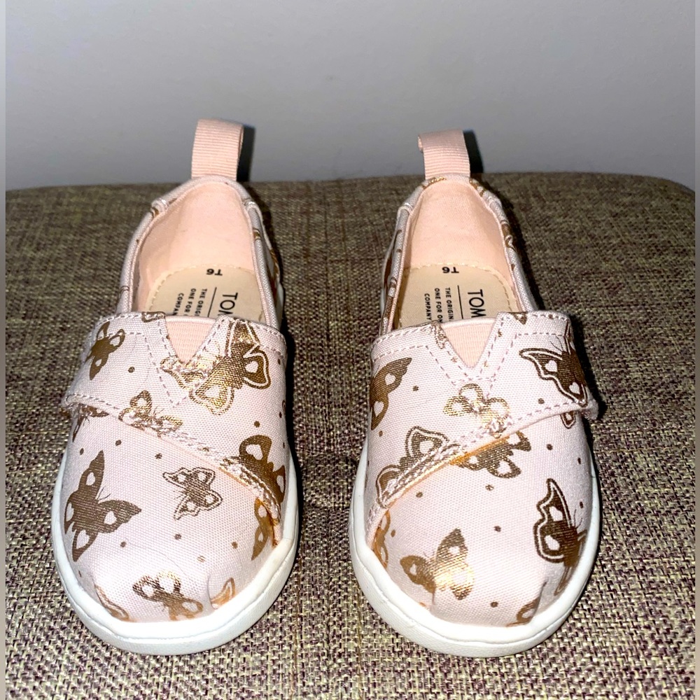 Toddler Butterfly Toms (NEW)